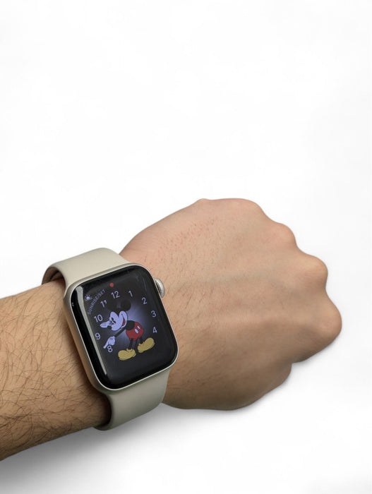 Apple Watch SE (2nd generation) 40mm Aluminum Unlocked  -