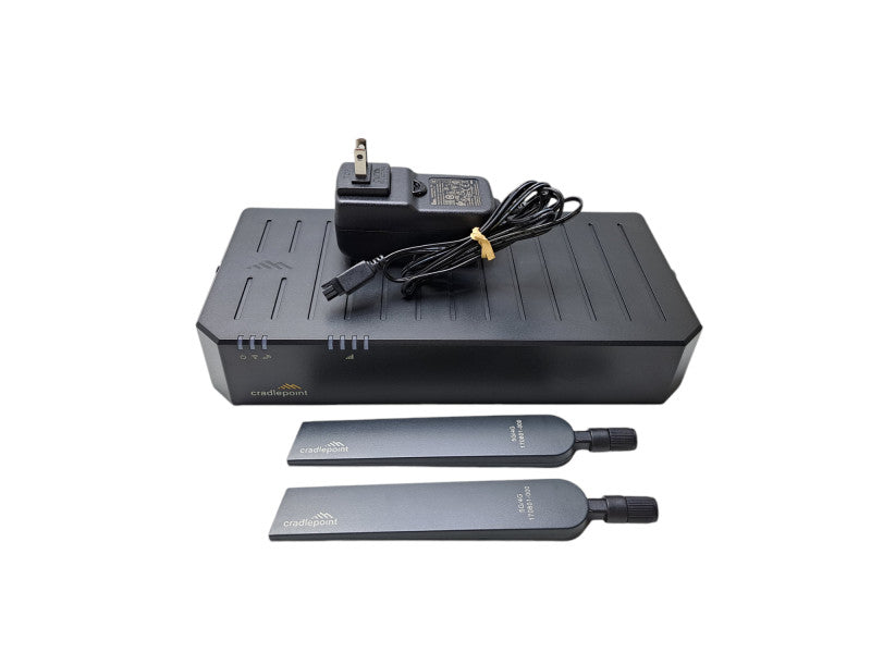 Cradlepoint E100 Series Enterprise Router w Adapter & 2x Antennas