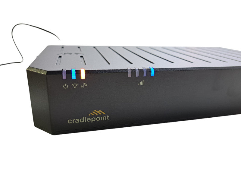 Cradlepoint E100 Series Enterprise Router w Adapter & 2x Antennas