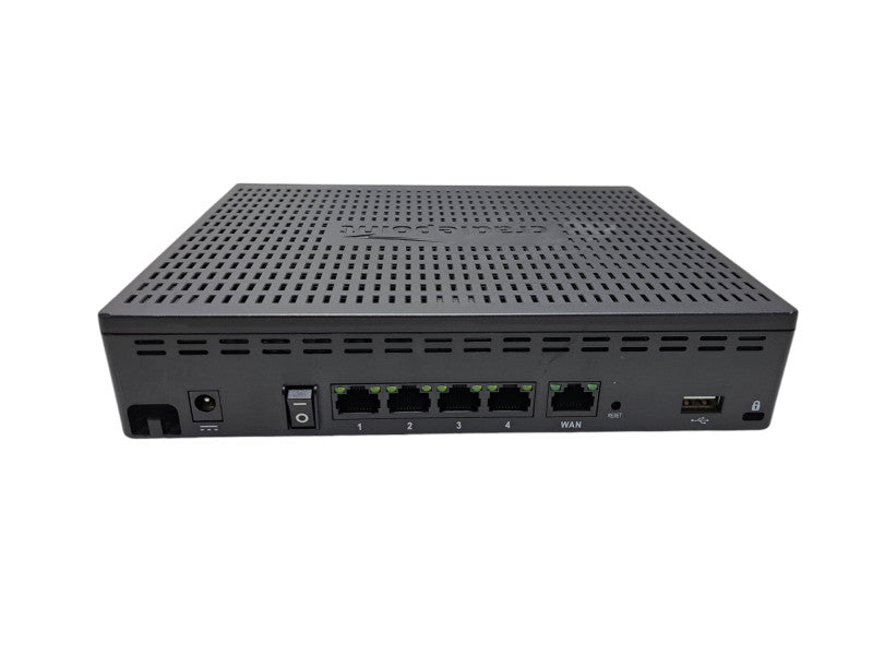 Cradlepoint AER 1600LP4 Bundle with Antennas & Power Supply