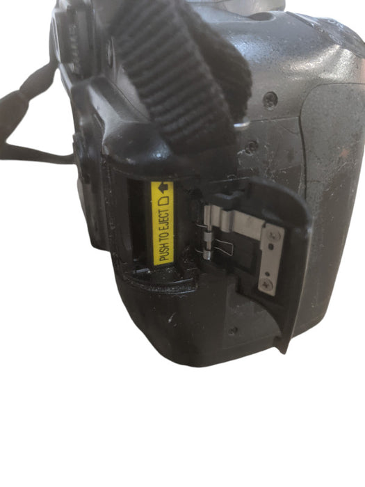 Nikon D50 | 6.1MP Digital DSLR Camera | Body Only | *READ*