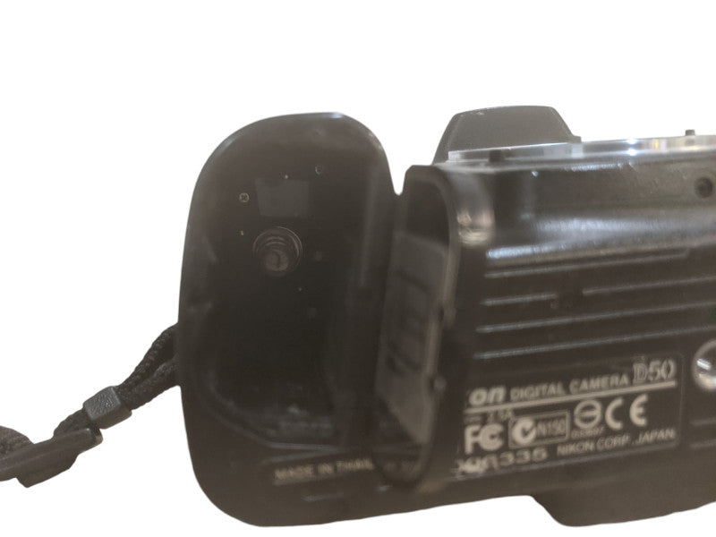 Nikon D50 | 6.1MP Digital DSLR Camera | Body Only | *READ*