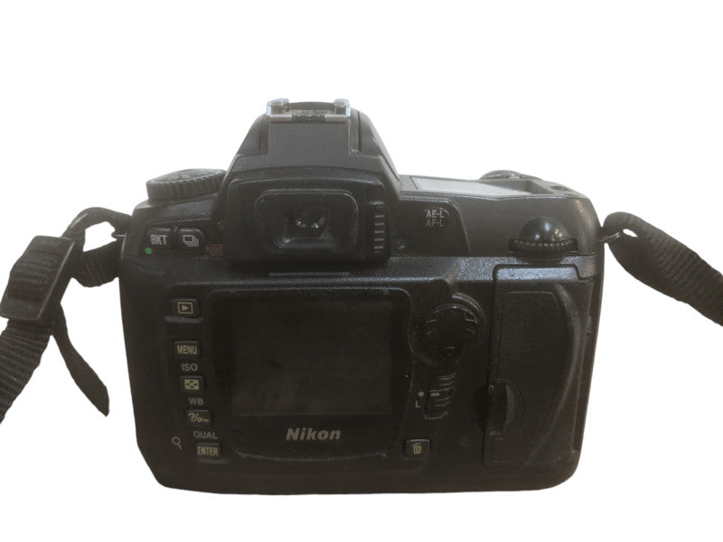 Nikon D70s | 6.1MP Digital DSLR Camera | Body Only | *READ*