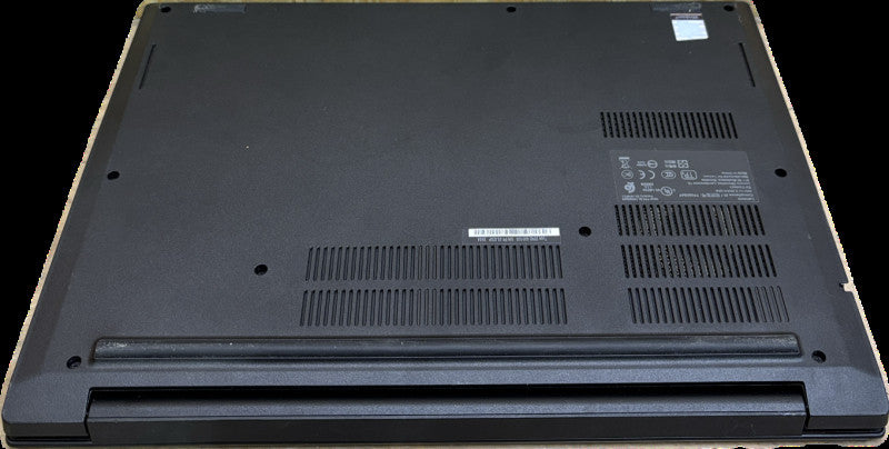 Lenovo ThinkPad E495 AMD Ryzen 7 3700U Radeon RX Vega 10 GPU 16GB RAM 256SSD  Lap200