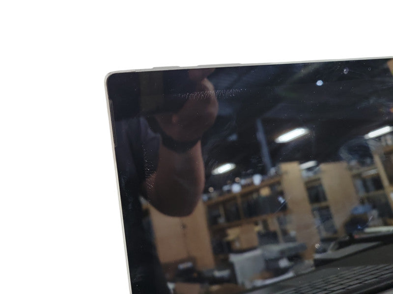Microsoft Surface Pro 1796 | i5-7300U @ 2.60GHz, 8GB Ram, 256GB SSD !