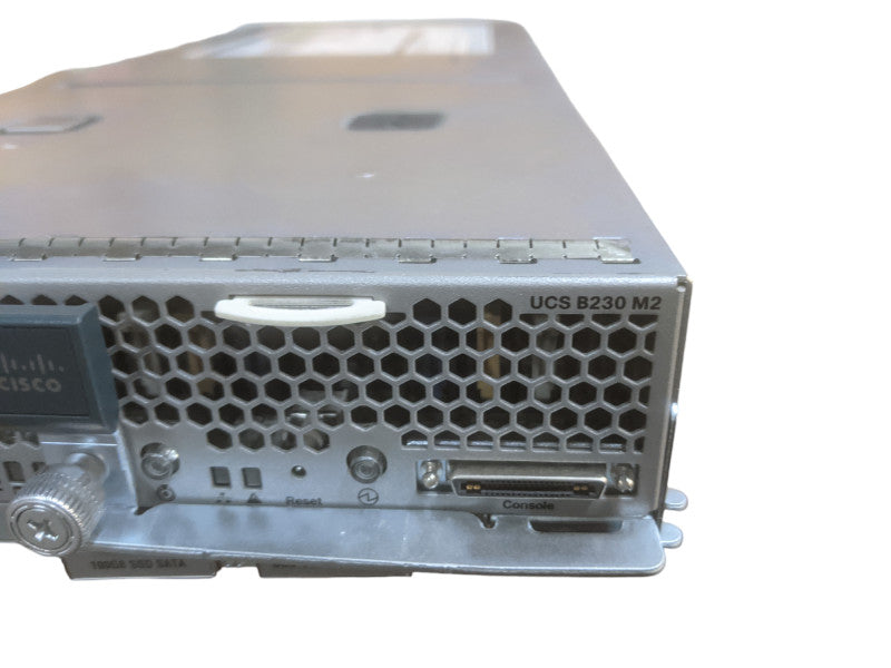 Cisco UCS B230 M2 Blade Server | Xeon E7-2870 | 256GB DDR3 | No HDD Q