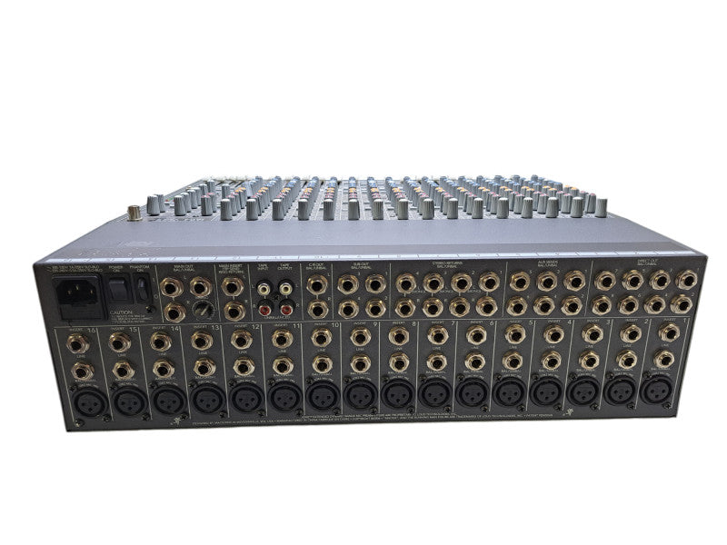 Mackie 1604-VLZ3 | Premium 16-Channel Mic/Line Mixer *READ*