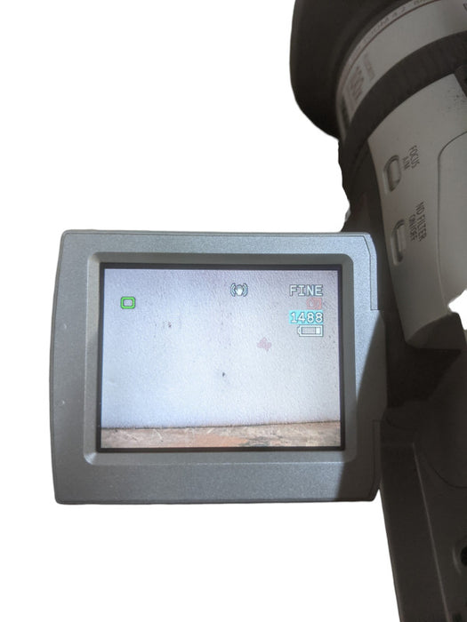 Canon DM-GL2 A | 3CCD Digital Video Camcorder | *READ*