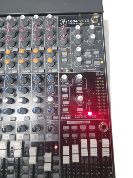 Mackie 1604-VLZ3 Premium 16 Channel Mic/Line Mixer