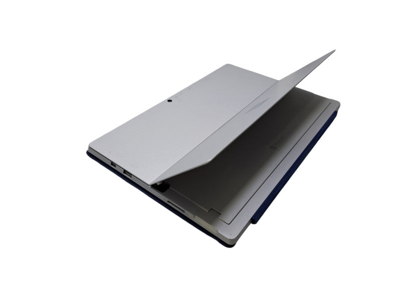 Microsoft Surface Pro 4 1724 | i5-6300U @2.4GHz | 8GB RAM | 256GB SSD *READ*