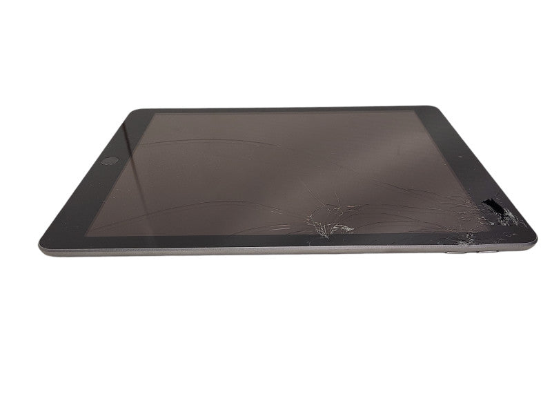 Apple iPad 6th Generation 32GB Wi-Fi A1893 READ Q$