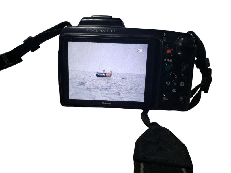 Nikon COOLPIX L110 12.1MP Digital Camera 15 X Optical Zoom VR 3.0 LCD