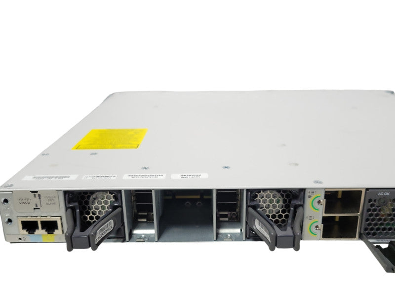 Cisco C9300-48P-E V03 Catalyst 9300 48-port PoE+ Managed Switch 1x PSU, READ _