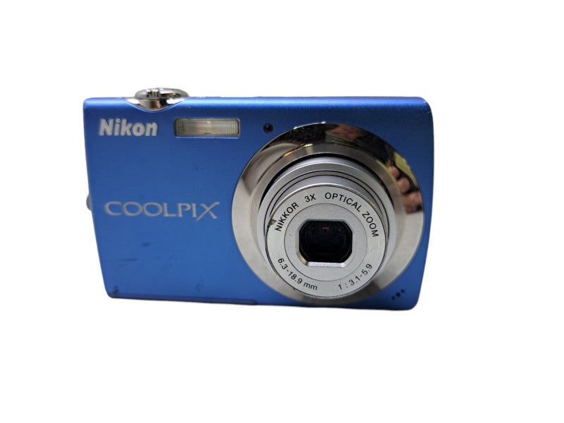 Nikon COOLPIX S220 10.0MP Digital Camera | Blue *READ*
