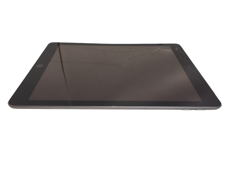 Apple iPad 6th Gen 32GB (A1954) READ $