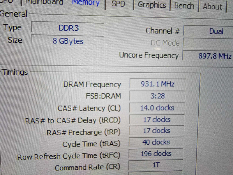 MS Surface Book | 2-Core i7-6600U @2.6GHz | 8GB DDR3 | 256GB SSD | GTX 965M