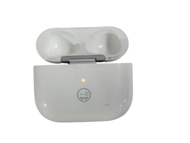 Apple AirPods 3rd Gen Magsafe Case Charger (A2566 / EMC 3986)-Case On _