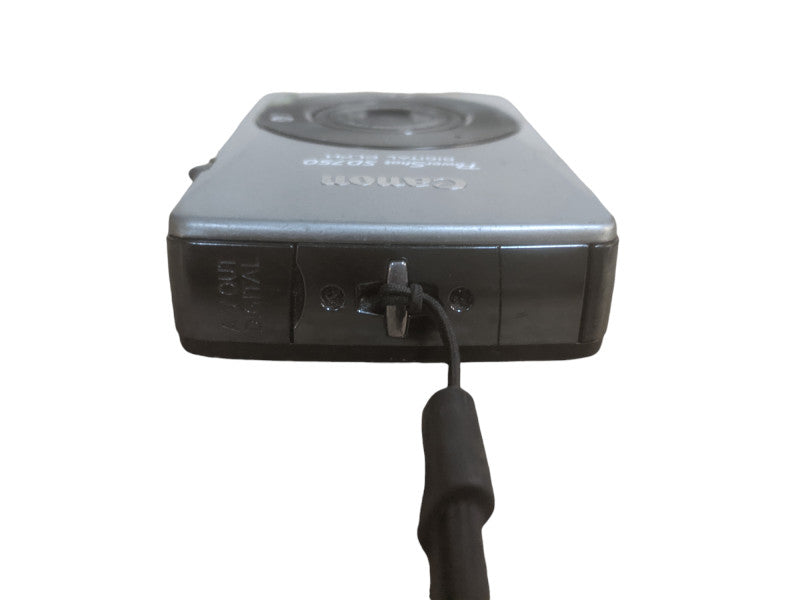 Canon PowerShot SD750 Digital Elph | 7.1MP Digital Camera | *READ*