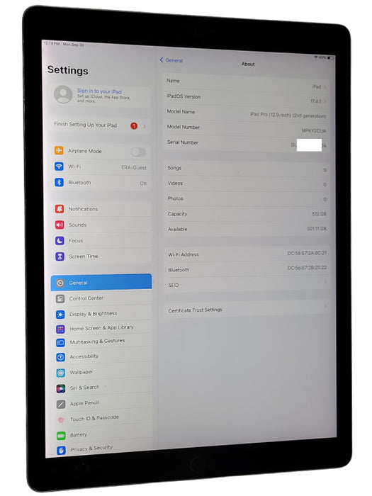 Apple ipad pro 12.9" 2nd Generation 512GB, A1670, READ _