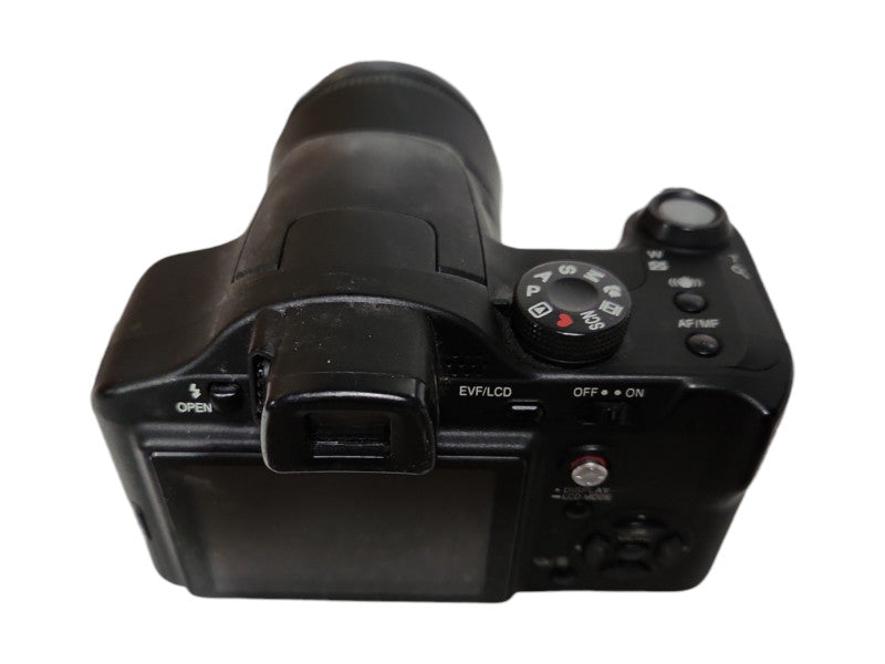 Panasonic LUMIX DMC-FZ7 Digital Camera w/12x zoom & Battery