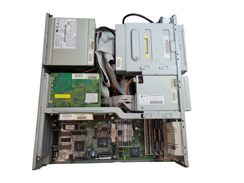 Compaq Presario 7170 - Intel Pentium 90Mhz | 8MB RAM | NO HDD %