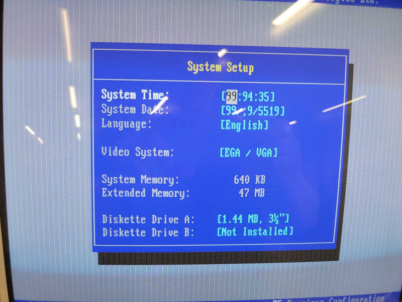 Compaq Presario 7170 - Intel Pentium 90Mhz | 8MB RAM | NO HDD %