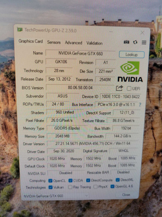 ASUS NVIDIA GTX 660 2 GB PCIE %