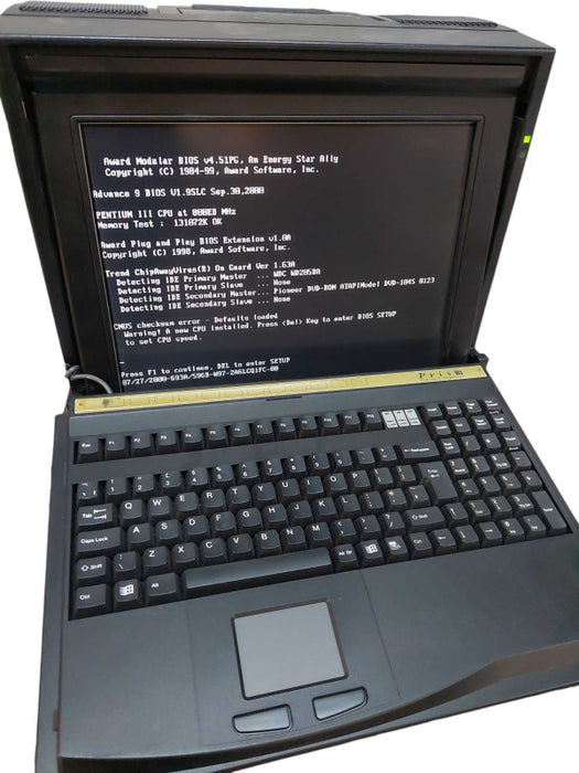 Vintage Prism N9 Portable Computer Suitcase Travel All in One TFT-XGA-15c =