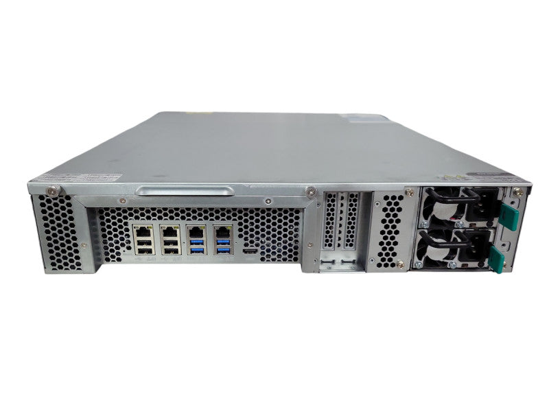 QNAP TVS-871U-RP  NAS 8-Bay 8x 2TB HDD !
