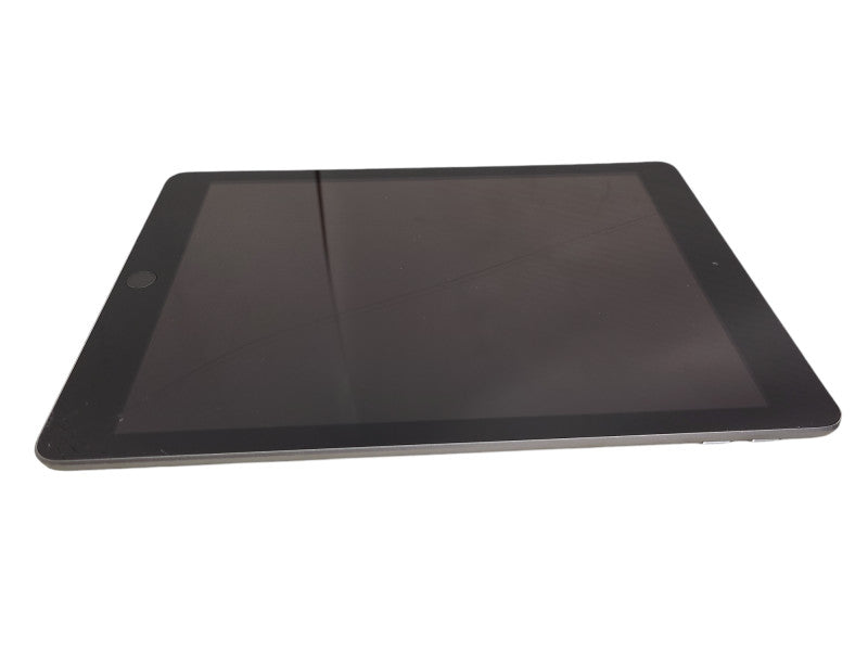 Apple iPad (6th generation) 32GB A1893 READ $