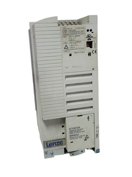 Lenze Hans-Lenze-Str 1 D-31855 Aerzen, type E82EV302_4C READ _