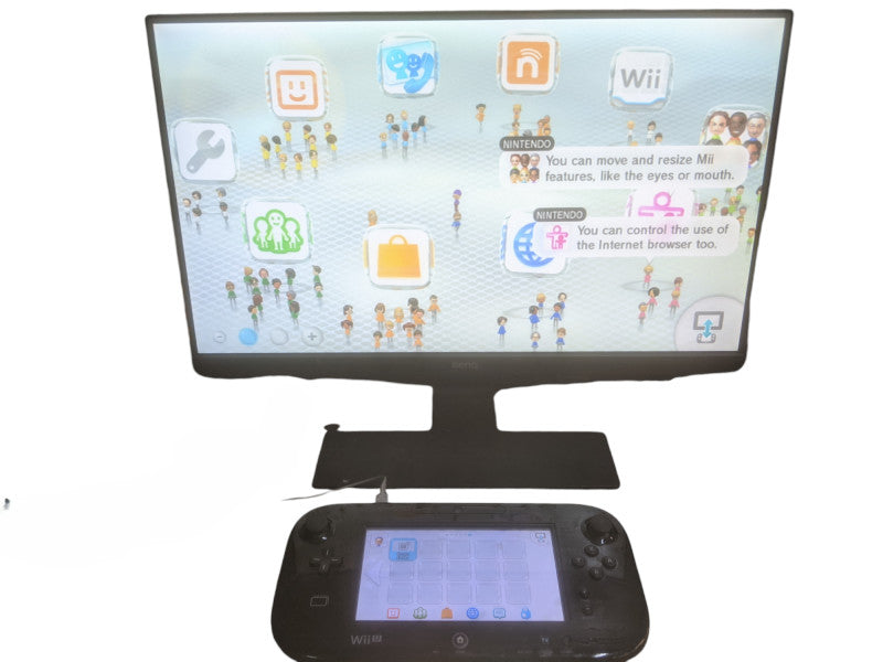 Wii U Gaming Console (32GB) w/ GamePad & Sensor Bar | WUP-101(02)