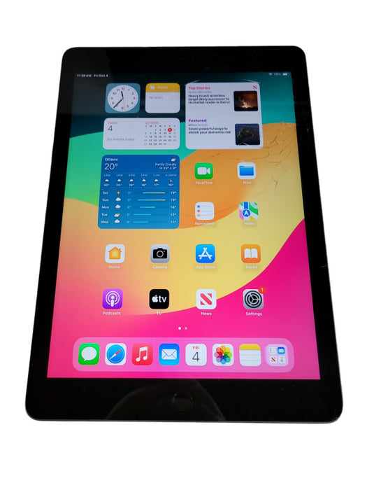 Apple iPad 6th Gen 32GB (A1893) - READ Δ