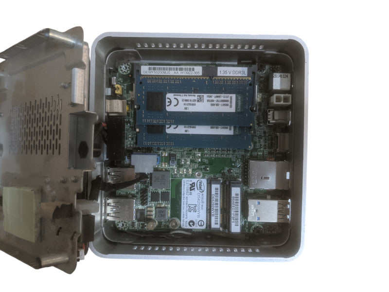 Intel NUC D545250WYKH USFF | Core i5-4250U | 8GB DDR3 | No HDD