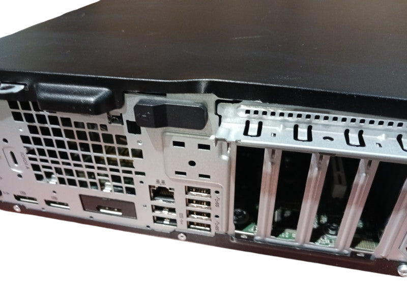 HP Elitedesk 800 G4 SFF i5-8500T 3.0GHz 16GB DDR4, No HDD (READ)
