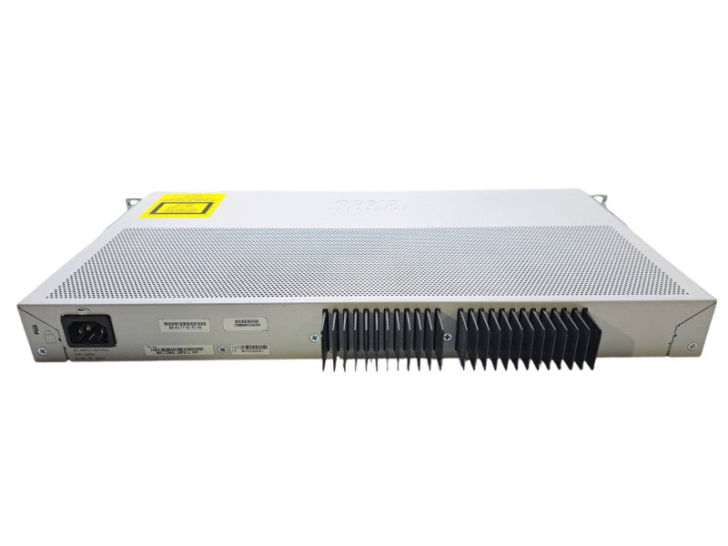 Cisco WS-C2960L-24PS-LL | 24-Port Gigabit PoE+, 4x SFP Network Switch