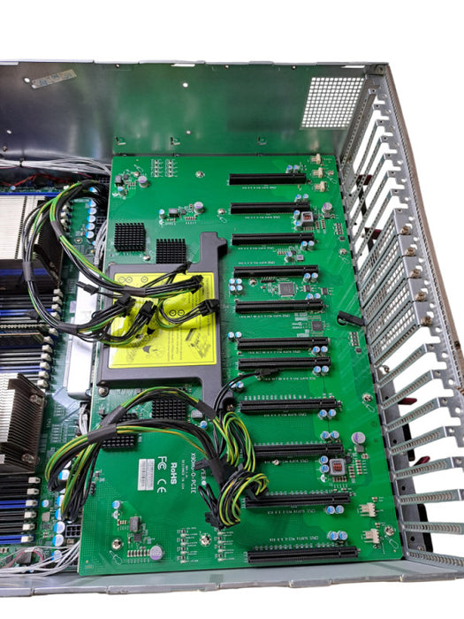 Supermicro SYS- 4028GR-TRT 4U 24x 2.5 | 2x Xeon E5-2685 v3, 32GB DDR4, 4x PSU