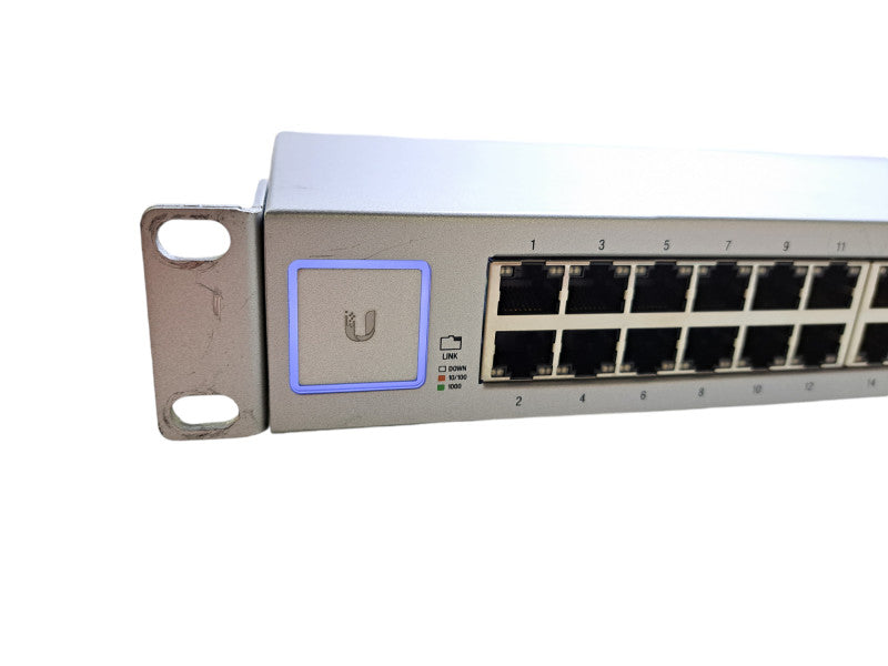 Ubiquiti Networks UniFi US-48 | 48-Port Gigabit Network Switch w/ SFP+