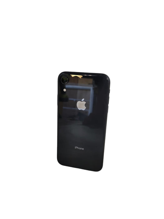 Apple iPhone XR 64GB unlocked phone READ !
