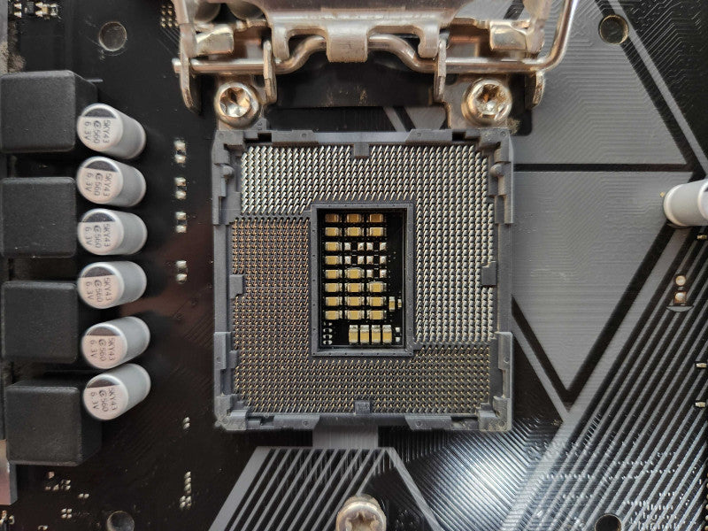 Asus Prime H370M-PLUS DDR4 LGA 1151 Micro ATX Motherboard with I/O Shield