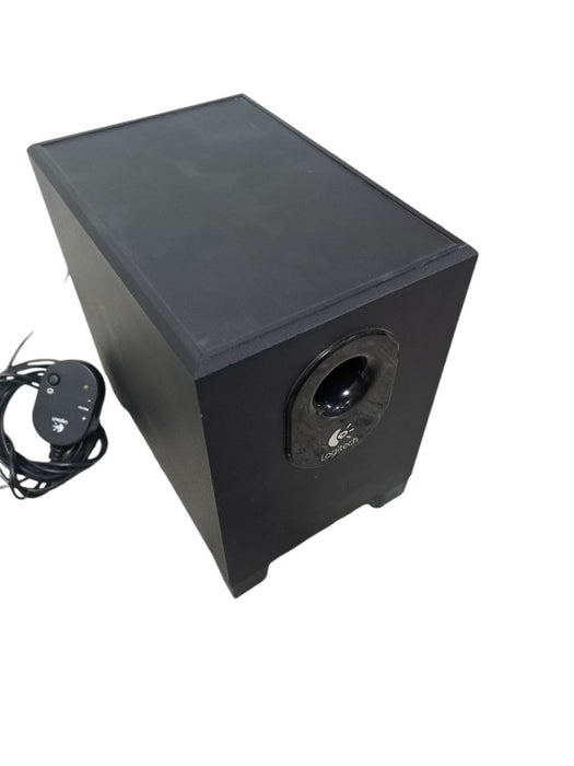 Logitech Z313 is the Logitech Z313 2.1 Speaker System