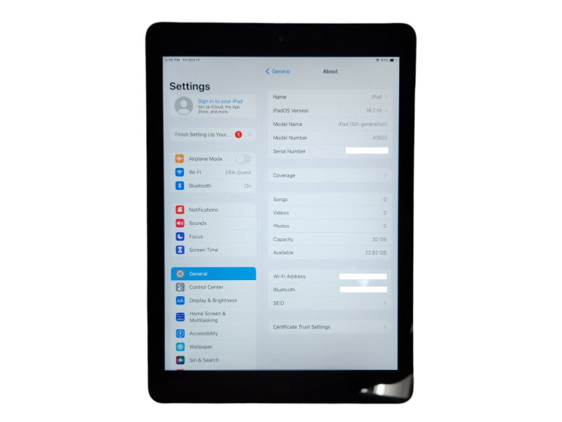 Apple iPad 5th Gen 32GB (A1822)