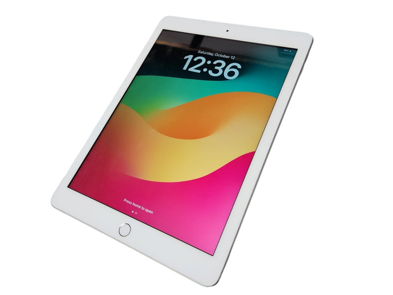 Apple iPad 6th generation 32GB, A1893, Unlocked