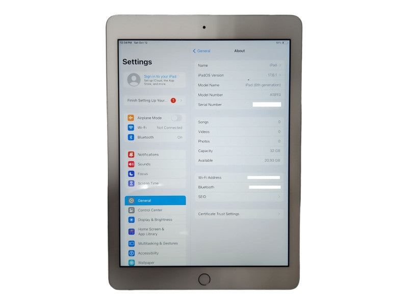 Apple iPad 6th generation 32GB, A1893, Unlocked