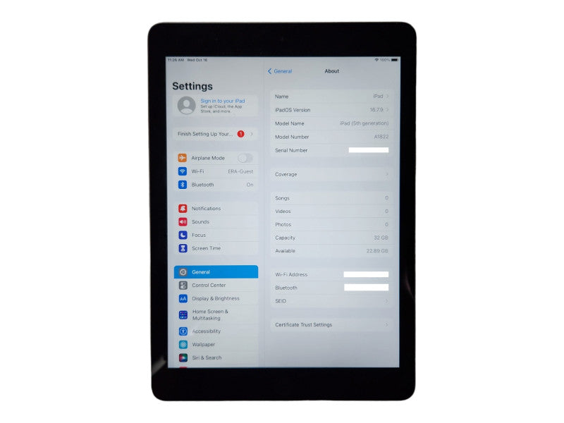 Apple iPad 5th Gen 32GB (A1822), Unlocked