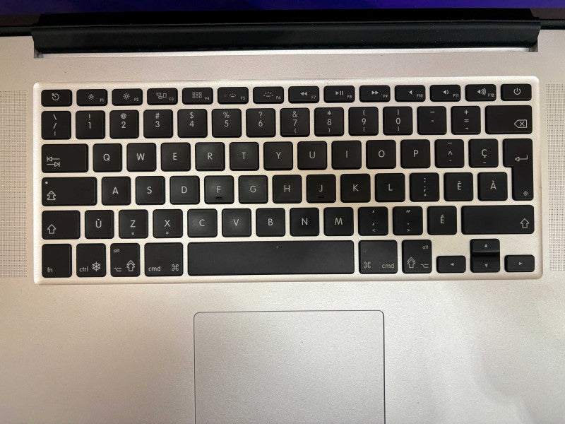 Apple MacBook Pro 15" Mid 2015 i7-4980HK Radeon R9M370X 16GB RAM 256SSD READ!