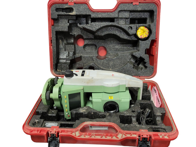 LEICA TS02 total station for surveying with Hard Case, READ _