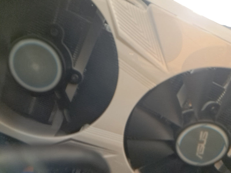 Custom PC i7 7700 CPU| 32GB RAM| 32GB RAM| GTX 1060 READ