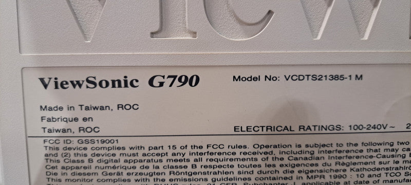 Vintage ViewSonic G790  Series 20” CRT Retro PC Monitor