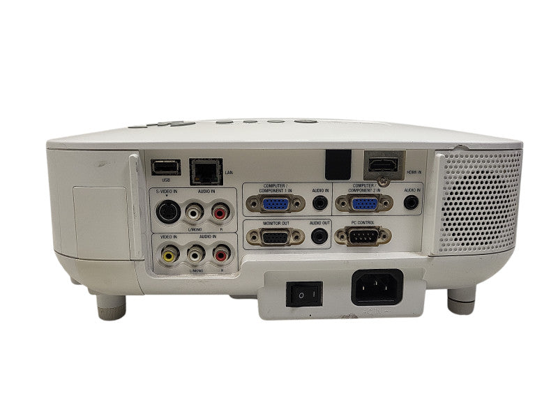 NEC VT800 XGA 2700 ANSI Lumens Projector 442 Lamp Hours  $